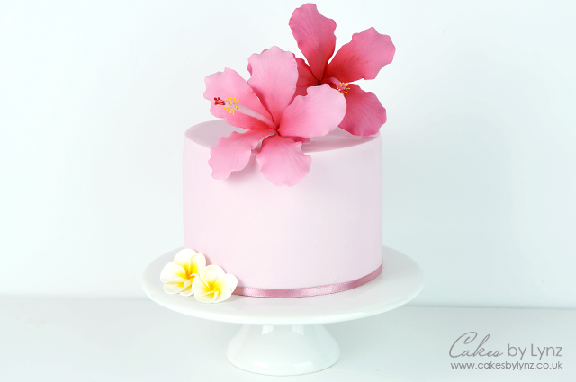 Hibiscus flower cake